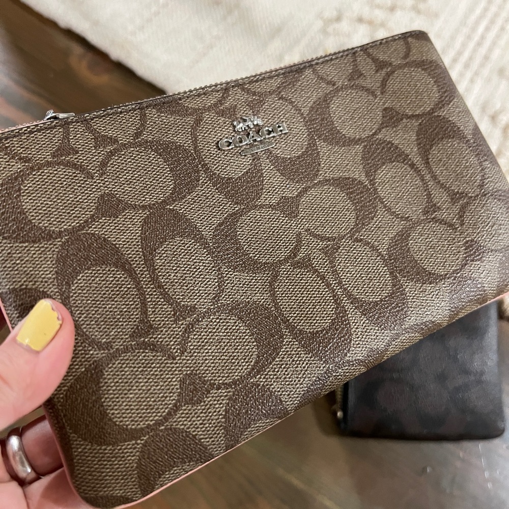 Coach Wallets - Picture 7 of 7